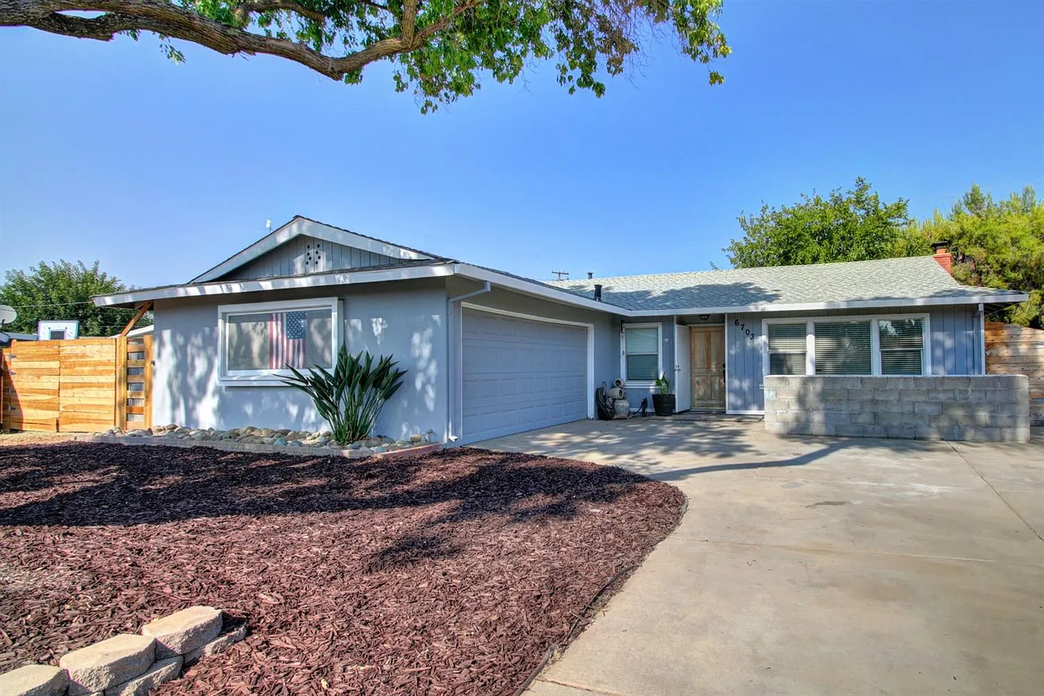 6703 Starling Ct photo 1
