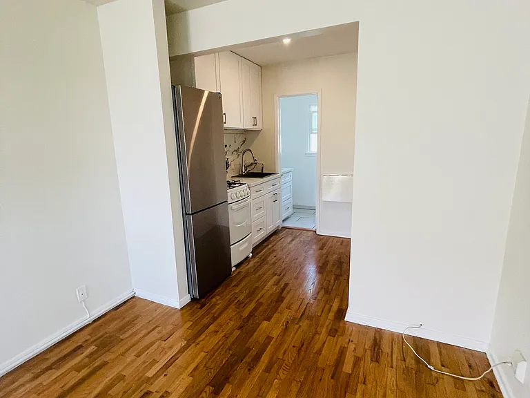 2540 7th St #8 — Photo 11