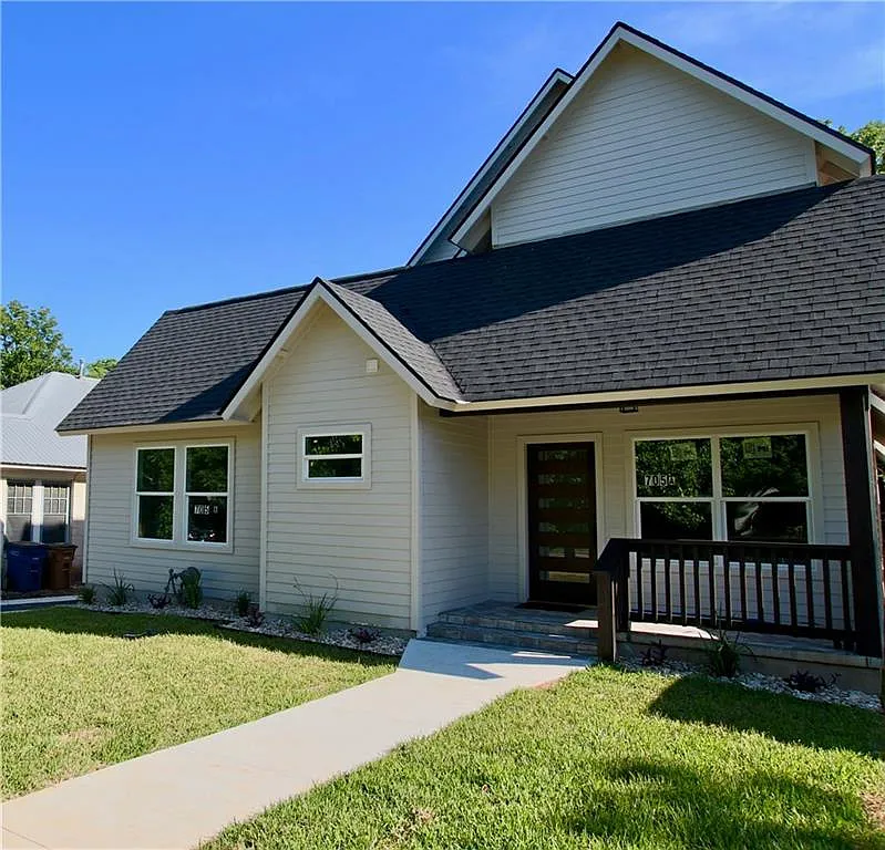 8 bed, 7.5 bath, 5400 sqft, $14,800 — Photo 2