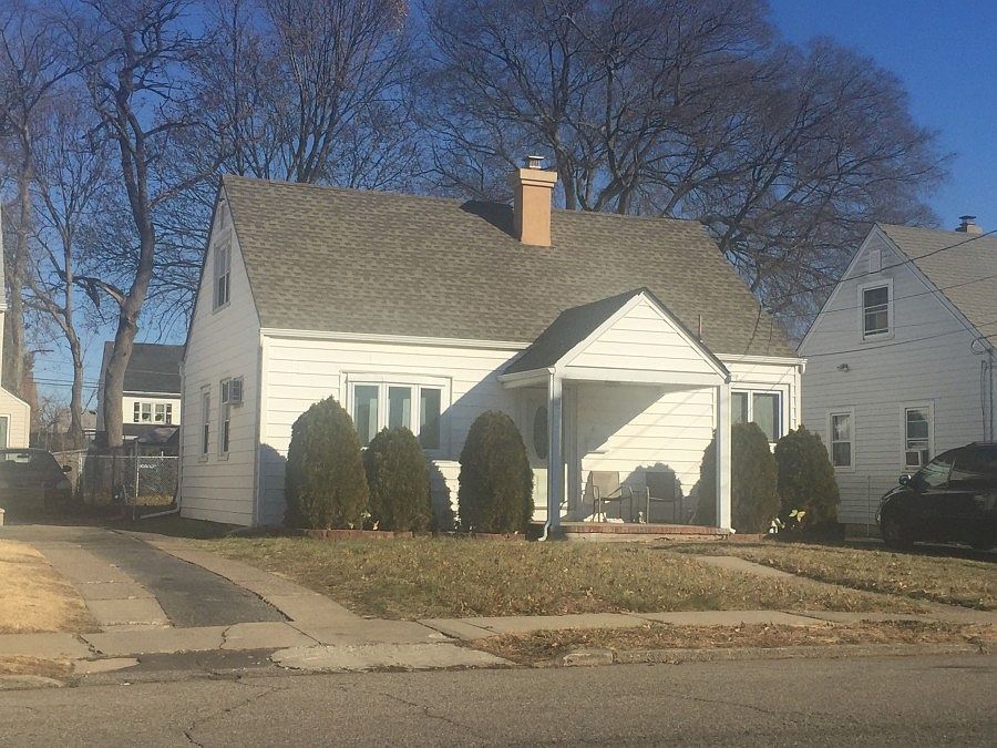 2nd image of 38-42 Emerson Ave
