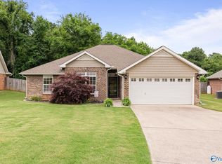 142 Potters Wheel Ln NW, Madison, AL 35758