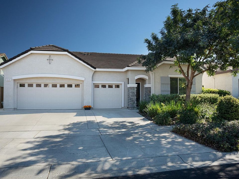 1st image of 5549 Summer Land Dr