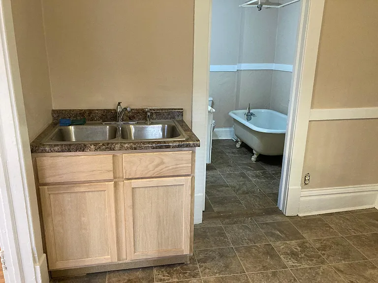145 Sherburne Ave #3 — Photo 7
