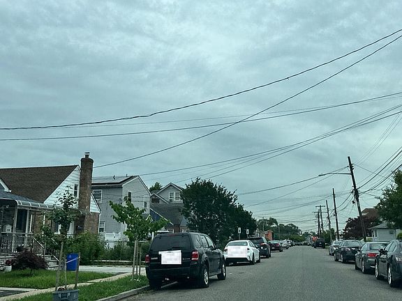 5th image of 93 Terrace Ave