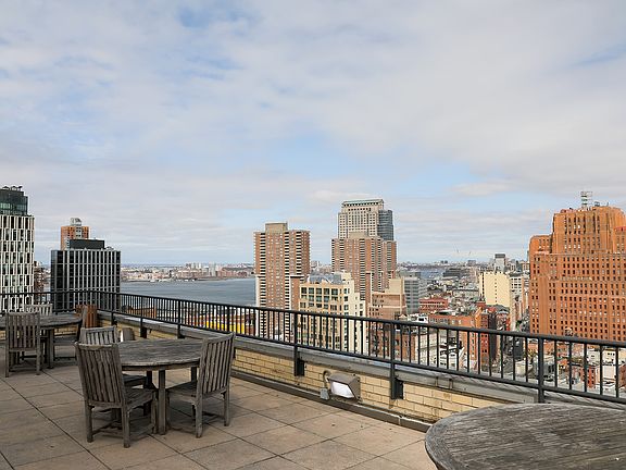 5th image of 53 Park Pl #15A