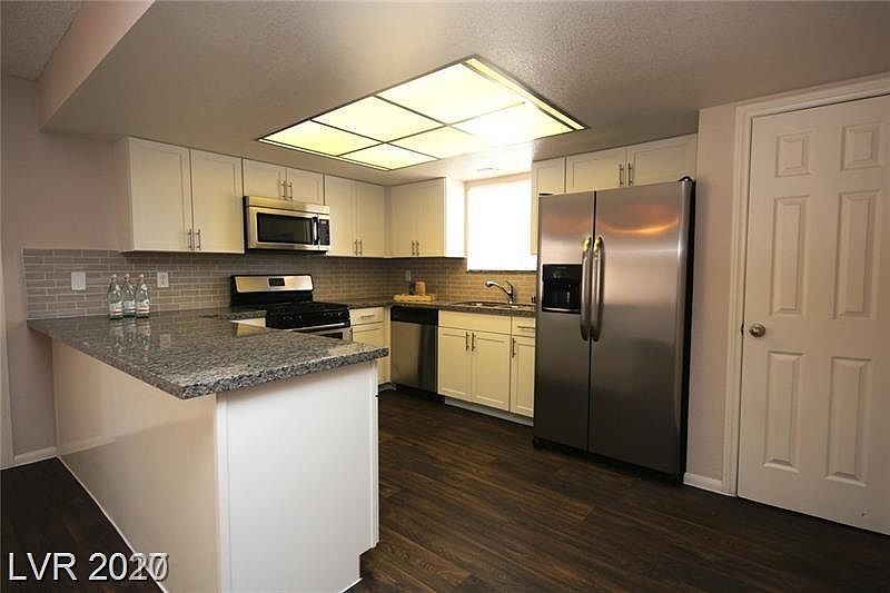 2nd image of 3731 Crellin Cir