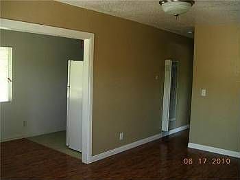 3rd image of 3763 Winon Ave