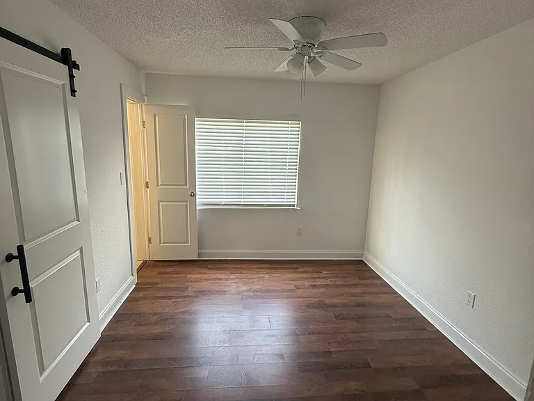 3401 W Union St — Photo 13