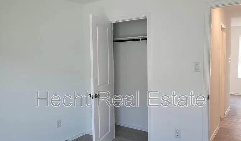9137 Navarro Vis — Photo 17