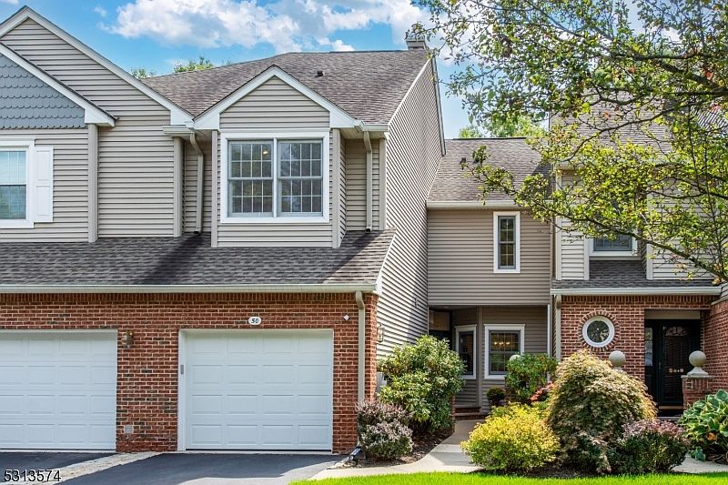 1st image of 50 Kent Dr