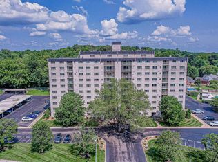 600 S Cullen Ave APT 208, Evansville, IN 47715