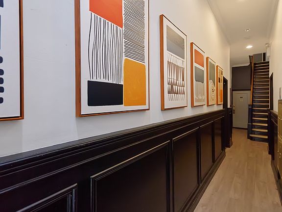 5th image of 324 E 74th St APT 4D