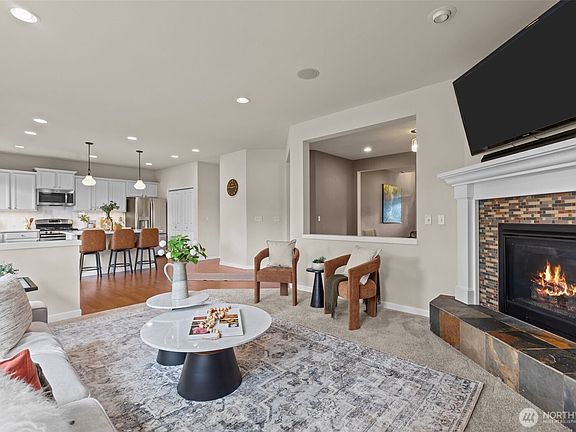 4th image of 14225 3rd Avenue W