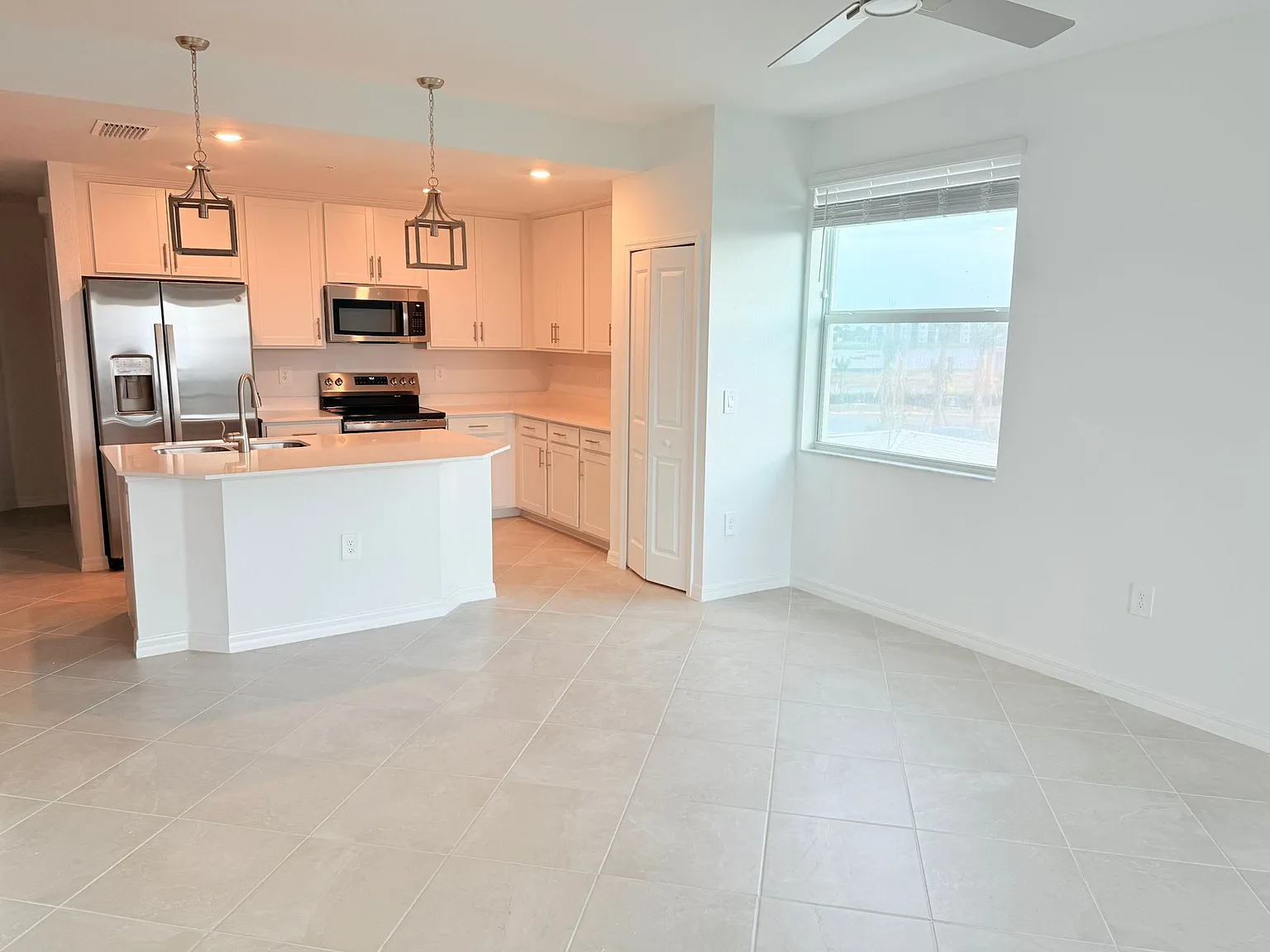 3 bed, 1417 sqft, $2,175 — Photo 4