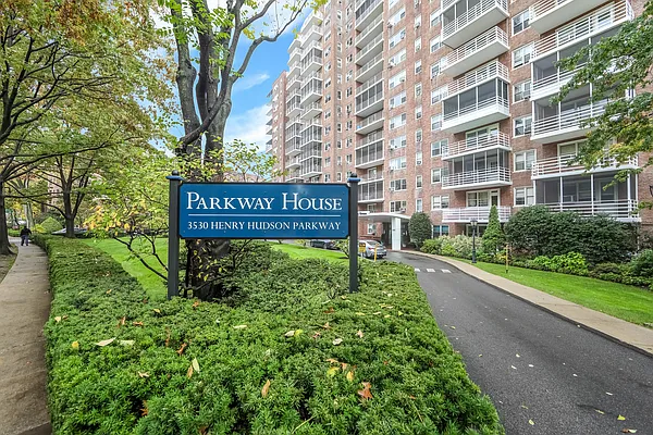 Sold by Brown Harris Stevens | media 30