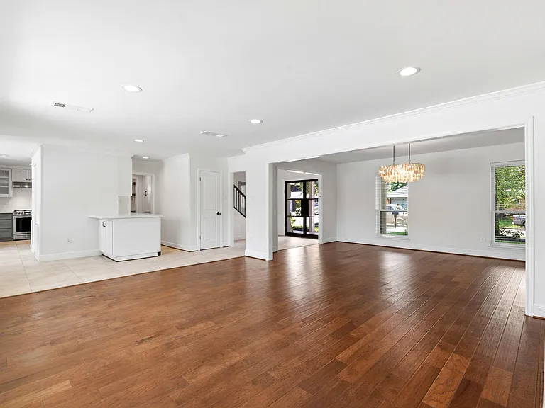 4810 Bayou Vista Dr — Photo 10