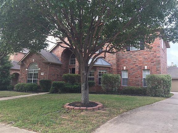 3rd image of 1808 Falcon Dr