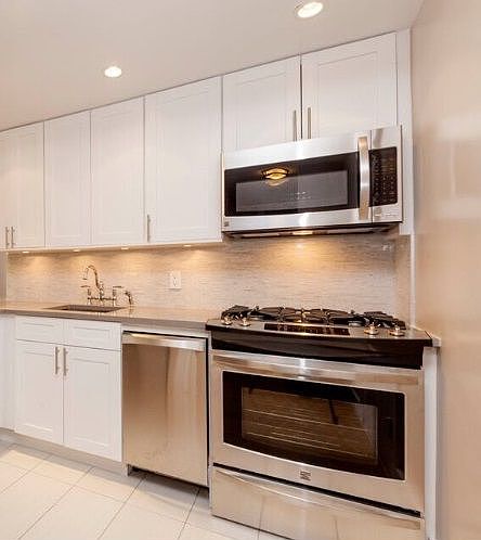 1st image of 305 E 86th St APT 4FW