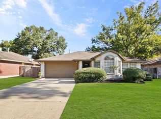 2511 Pine Cone Dr, Kingwood, TX 77339