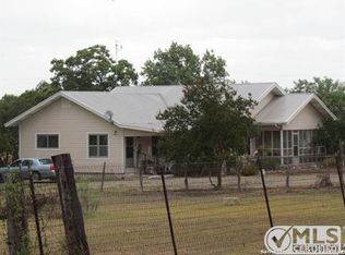 4085 Weil Rd, Marion, TX 78124