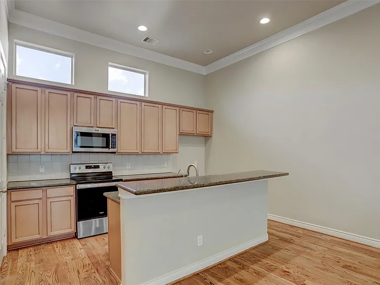 9133 Creekstone Lake Dr — Photo 11