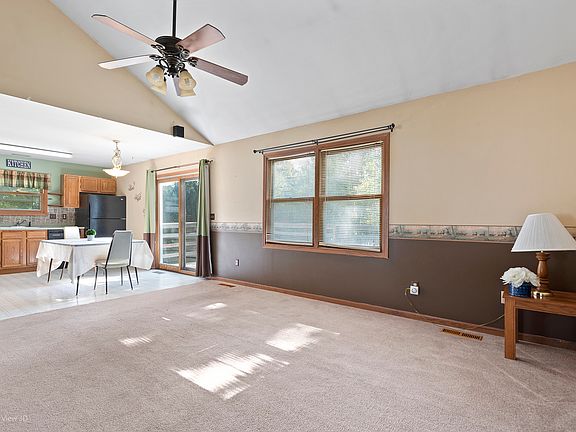 3rd image of 1212 Loren Dr