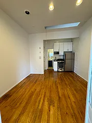 Rented by KNOCKKNOCK LLC