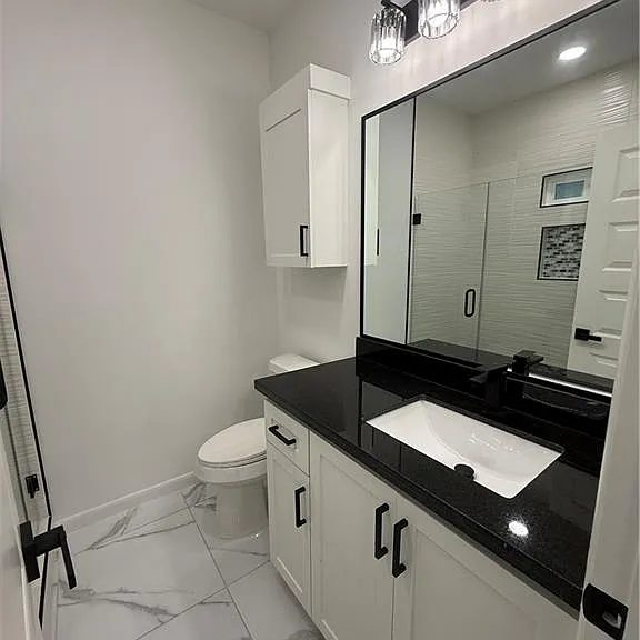 1215 Rosewood Ln #1 — Photo 9