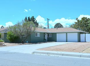 3519 Dakota St NE, Albuquerque, NM 87110