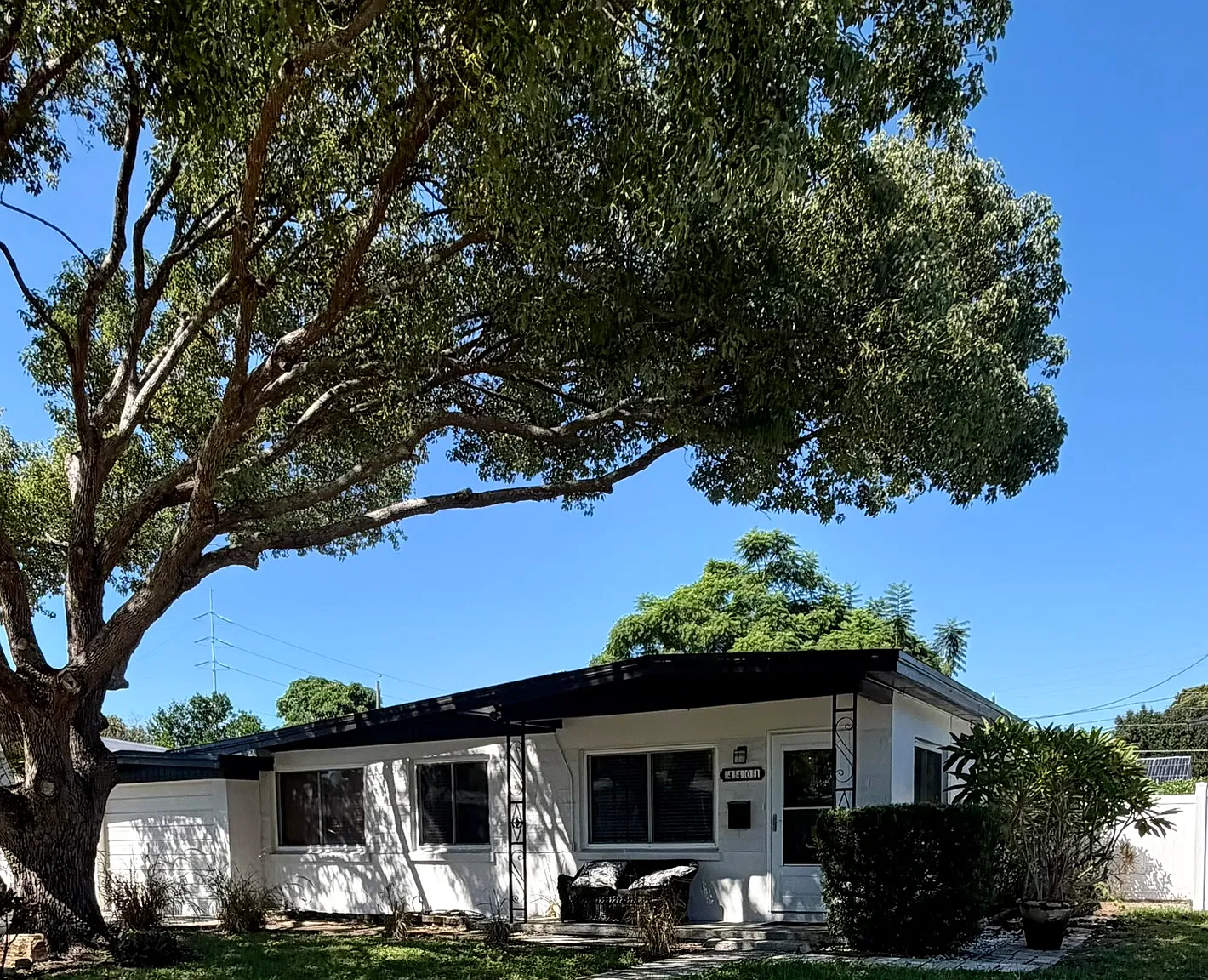 3 bed, 1571 sqft, $2,000 — Photo 2