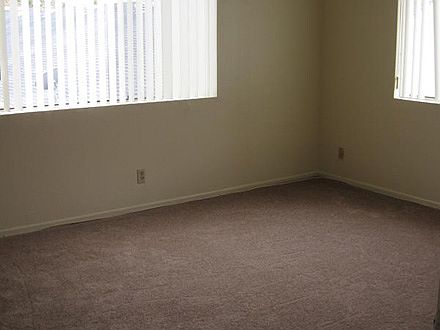 4th image of 13915 Lemoli Ave APT 212