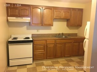 200 Pawtucket Ave #4, Pawtucket, RI 02860