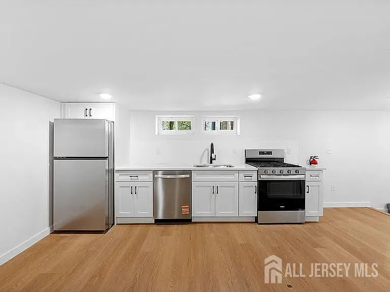 3 Meadow Rd #1 — Photo 2