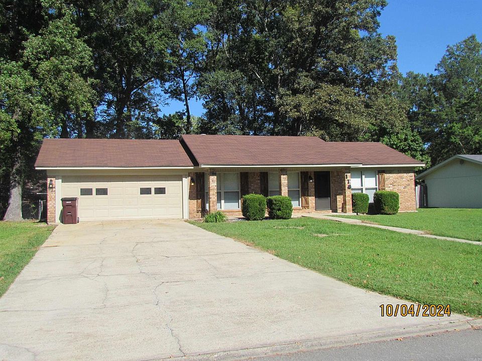 1st image of 118 Dogwood Dr