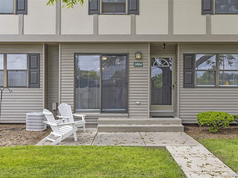1st image of 24964 Auburn Ln