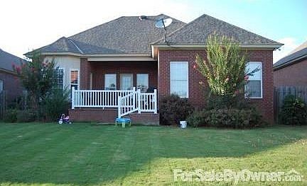3rd image of 752 Stanton Dr