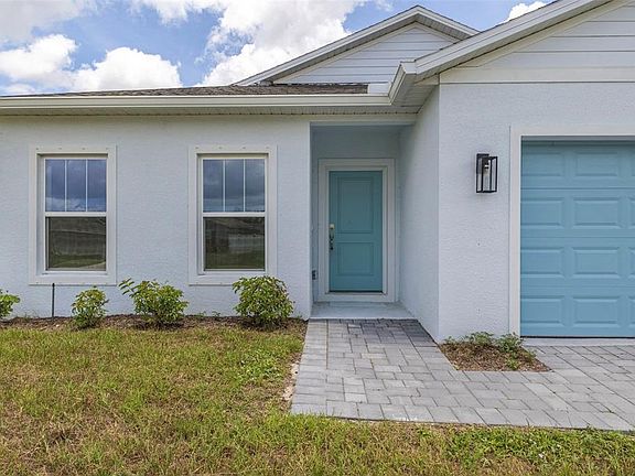 3rd image of 22442 PEACHLAND BOULEVARD