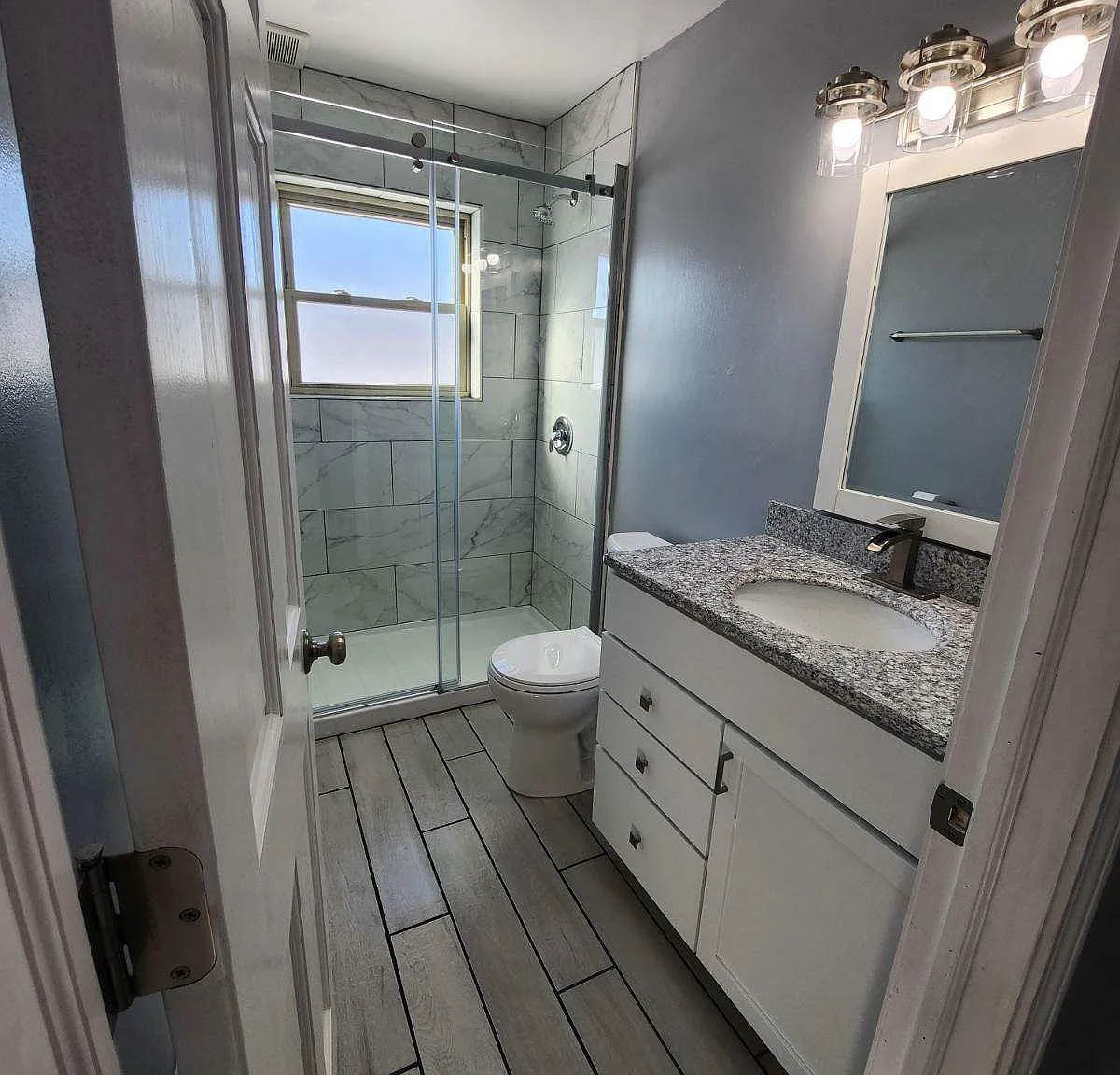 2 bed, 800 sqft, $1,595 — Photo 2