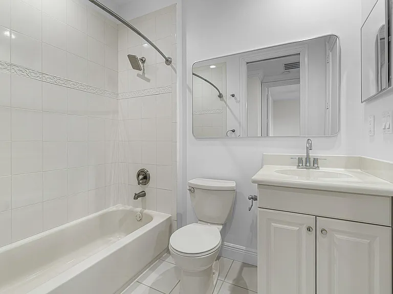 6641 Conch Ct — Photo 43