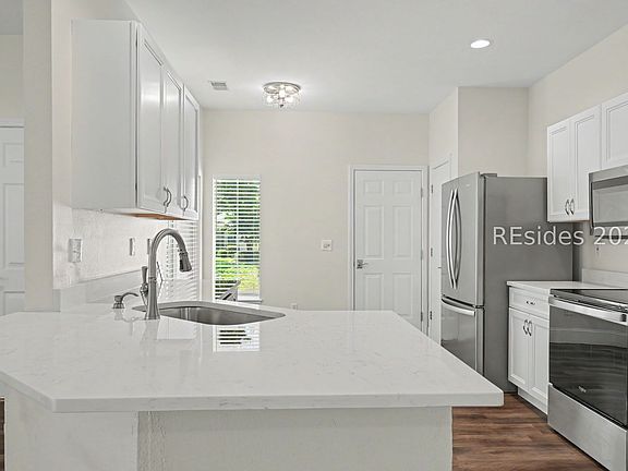 3rd image of 568 Argent Way