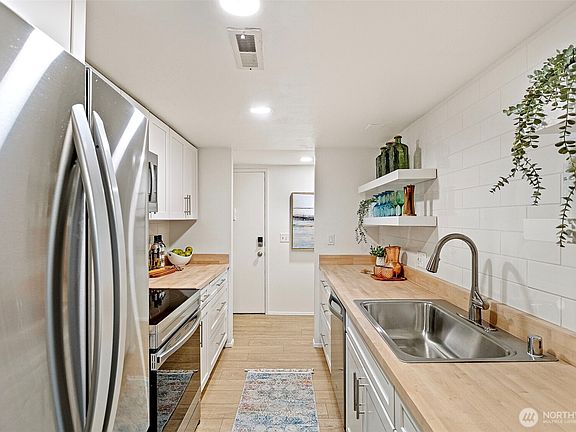 5th image of 14331 124th Avenue NE #C26
