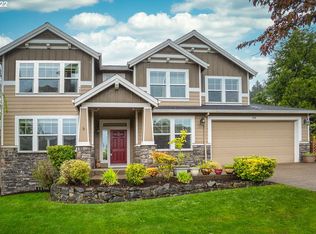 360 N Fairway St, Newberg, OR 97132