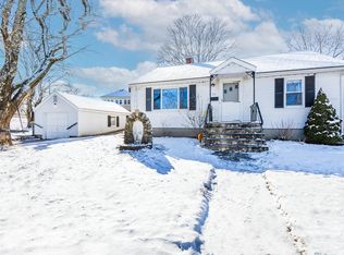 32 Landry St, Franklin, MA 02038