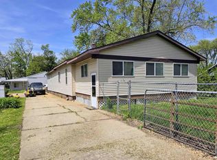13595 1st St, Pekin, IL