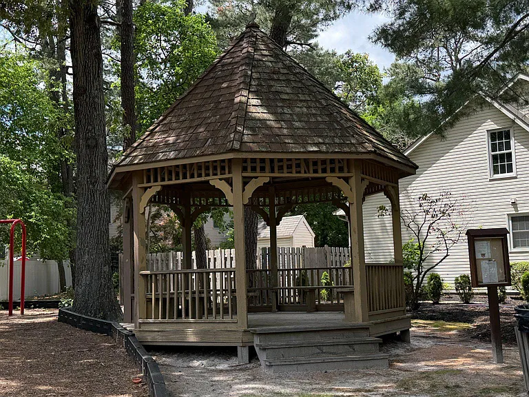 9 Cranberry Ct — Photo 17
