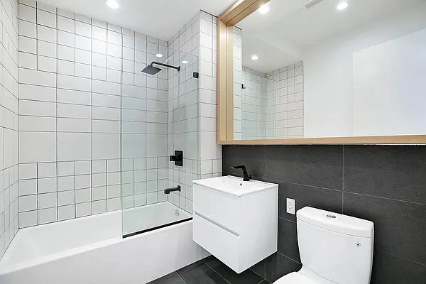 Rented by EXR | media 19