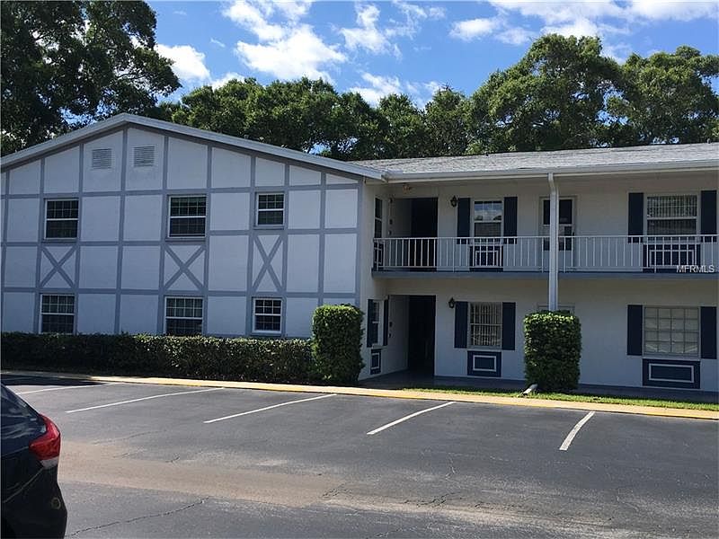 1st image of 600 Glennes Ln APT 213