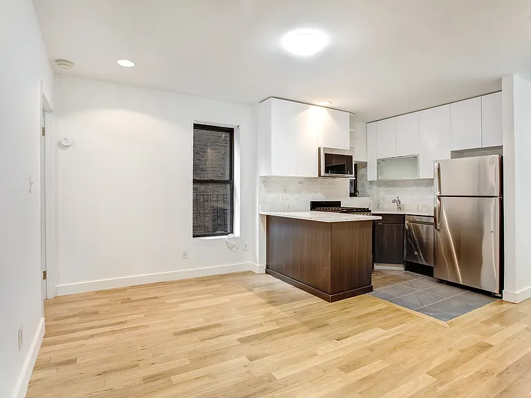 1484-1486 Lexington Ave #2C — Photo 3