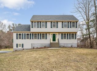 21 Windsor Dr, Tewksbury, MA 01876