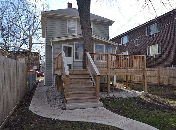 3rd image of 1127 Dunlop Ave